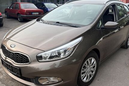Kia ceed Sportswagon 60.000 km 9.490 &euro; Halver 58553