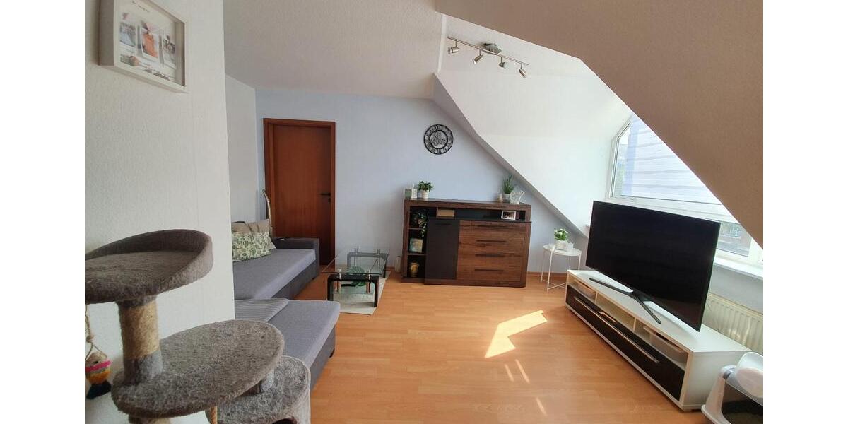 Dachgeschoßwohnung Düsseldorf Stadtbezirk 8 - 2 Zimmer, 42 m&sup2;, 580&euro; | Angebot:26020395