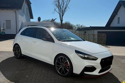 Hyundai i30 96.000 km 20.290 &euro; Remscheid 42897