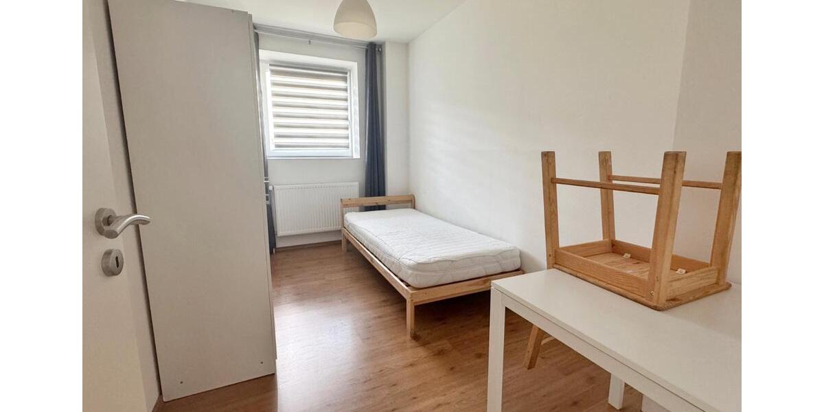 Etagenwohnung Gelsenkirchen Rotthausen - 3.5 Zimmer, 80 m&sup2;, 800&euro; | Angebot:26033005