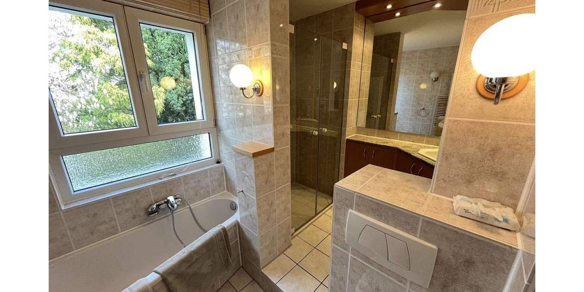 Einfamilienhaus Burscheid - 6 Zimmer, 157 m&sup2;, 759.000&euro; | Angebot:25770241