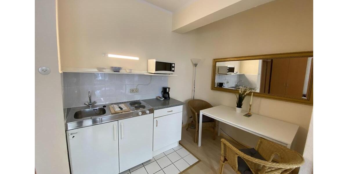 Etagenwohnung Düsseldorf Pempelfort - 1 Zimmer, 27 m&sup2;, 850&euro; | Angebot:26033914