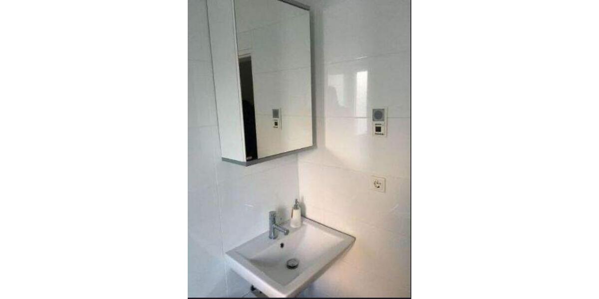 Dachgeschoßwohnung Breckerfeld - 1 Zimmer, 33 m&sup2;, 495&euro; | Angebot:25403021