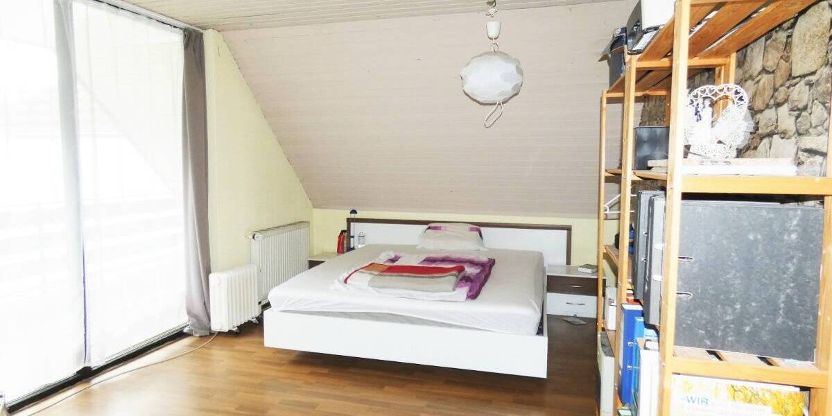 Einfamilienhaus Burscheid - 7 Zimmer, 260 m&sup2;, 529.000&euro; | Angebot:25679995