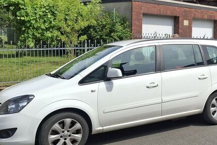 Opel Zafira 137.000 km 7.500 &euro; Witten 58454