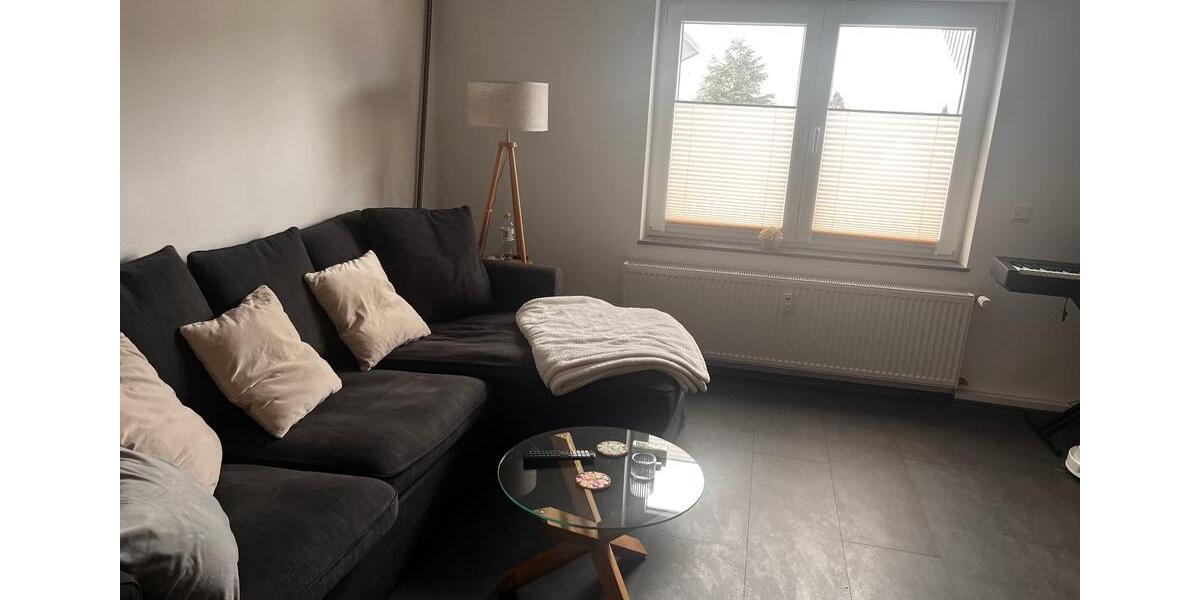 Etagenwohnung Solingen Central - 2 Zimmer, 75 m&sup2;, 755&euro; | Angebot:26482616