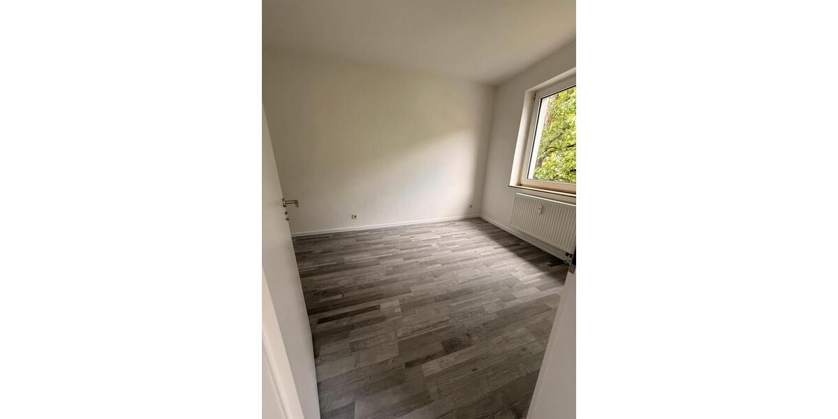 Etagenwohnung Essen Stadtbezirk III - 2 Zimmer, 52 m&sup2;, 585&euro; | Angebot:26594638