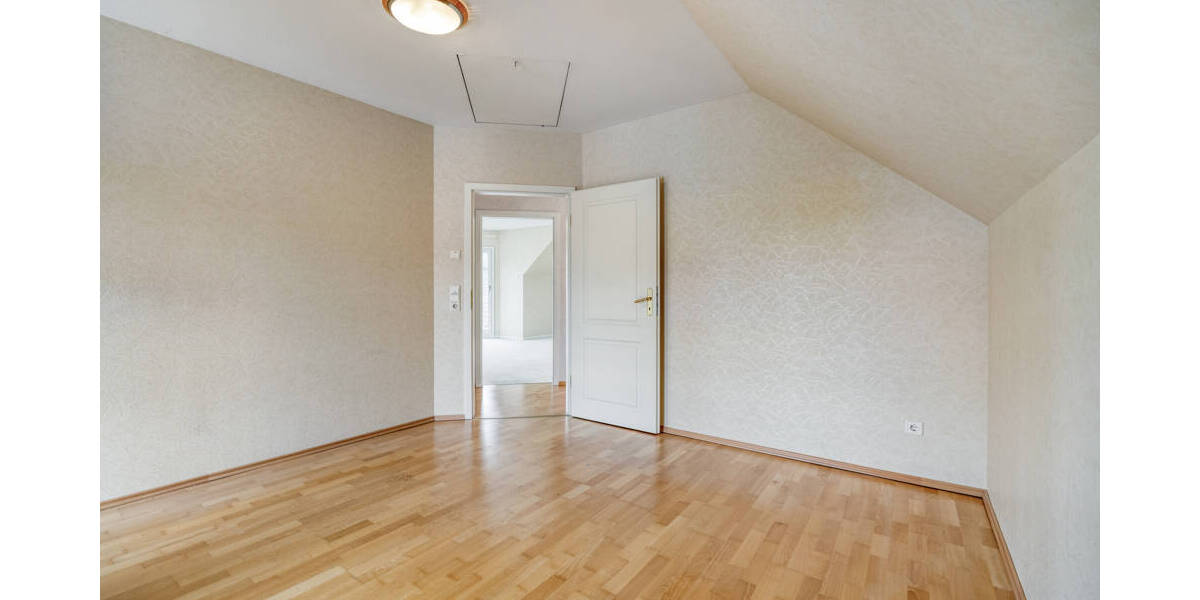 Einfamilienhaus Monheim am Rhein Monheim - 4 Zimmer, 159 m&sup2;, 699.000&euro; | Angebot:26659175