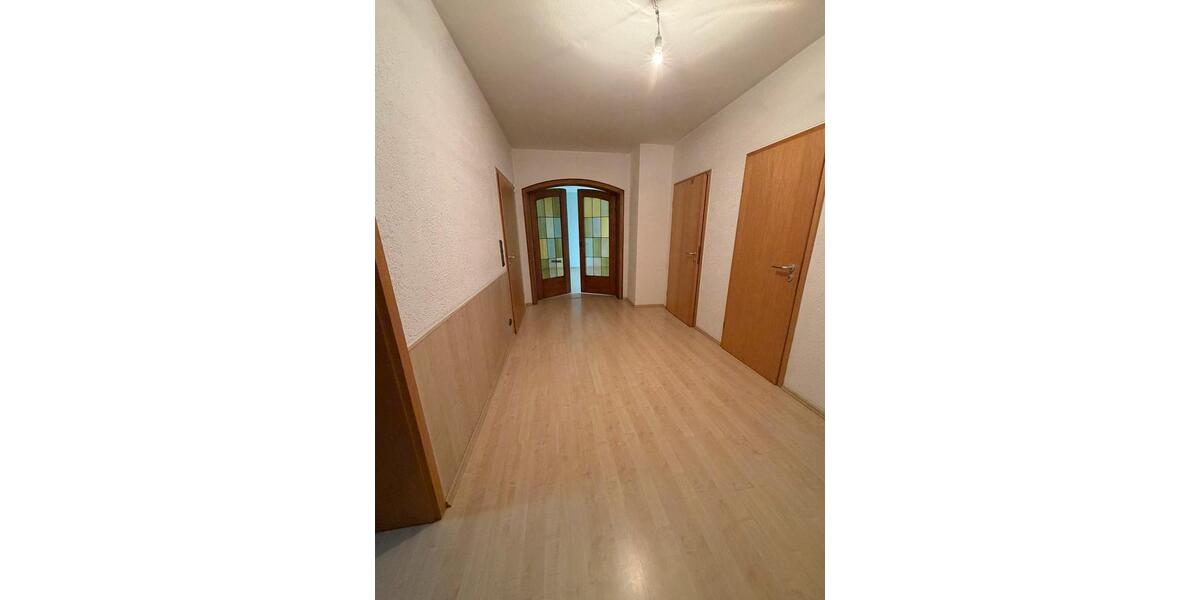 Erdgeschoßwohnung Gelsenkirchen Gelsenkirchen-Mitte - 3.5 Zimmer, 125 m&sup2;, 1.500&euro; | Angebot:26538381
