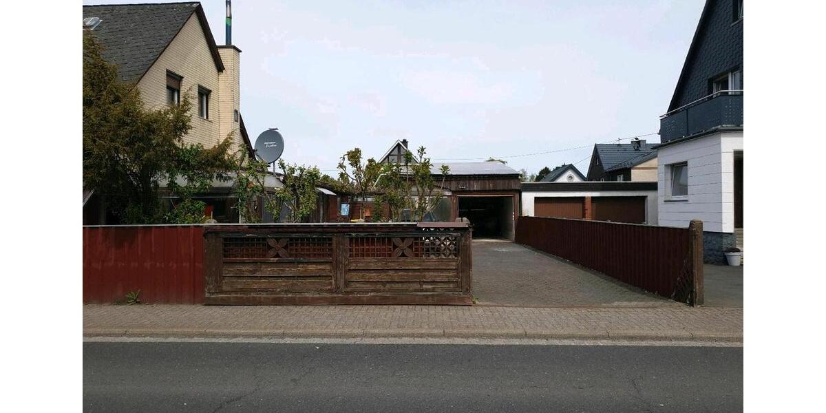 Einfamilienhaus Langenfeld (Rheinland) - 6 Zimmer, 150 m&sup2;, 199.000&euro; | Angebot:26635910