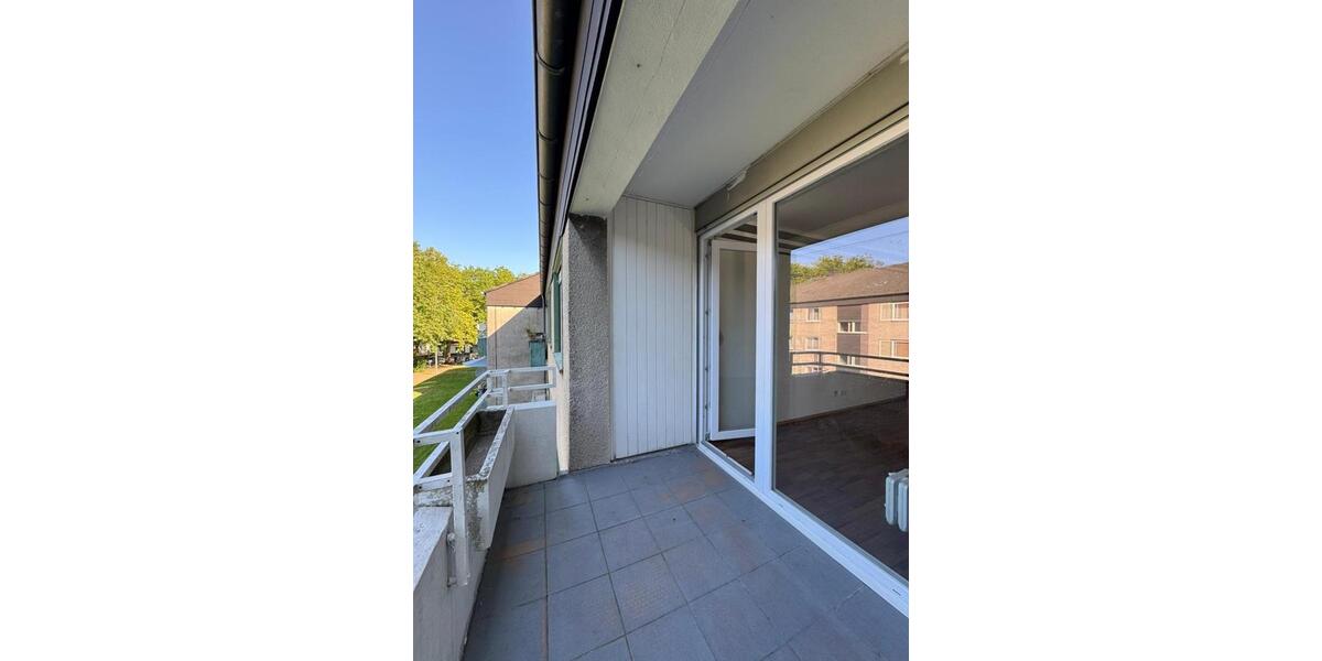 Etagenwohnung Essen Stadtbezirk VI - 3 Zimmer, 81 m&sup2;, 699&euro; | Angebot:25373770