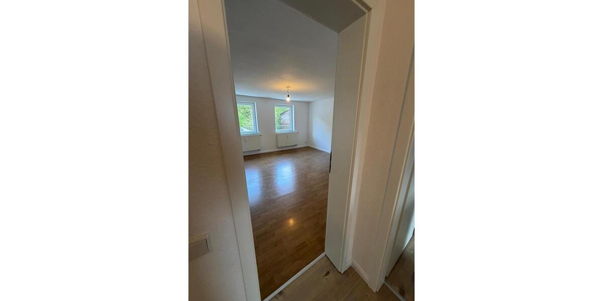 Etagenwohnung Wuppertal Gemarkung Nächstebreck - 2 Zimmer, 72 m&sup2;, 650&euro; | Angebot:26340358
