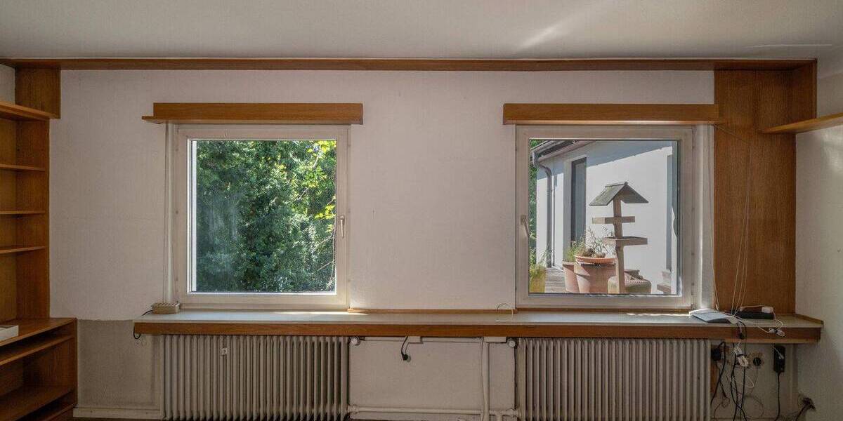 Einfamilienhaus Essen Bergerhausen - 8 Zimmer, 180 m&sup2;, 440.000&euro; | Angebot:26583846