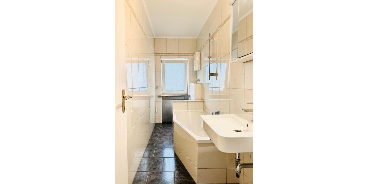 Etagenwohnung Wuppertal Gemarkung Langerfeld - 2 Zimmer, 57 m&sup2;, 530&euro; | Angebot:26042258