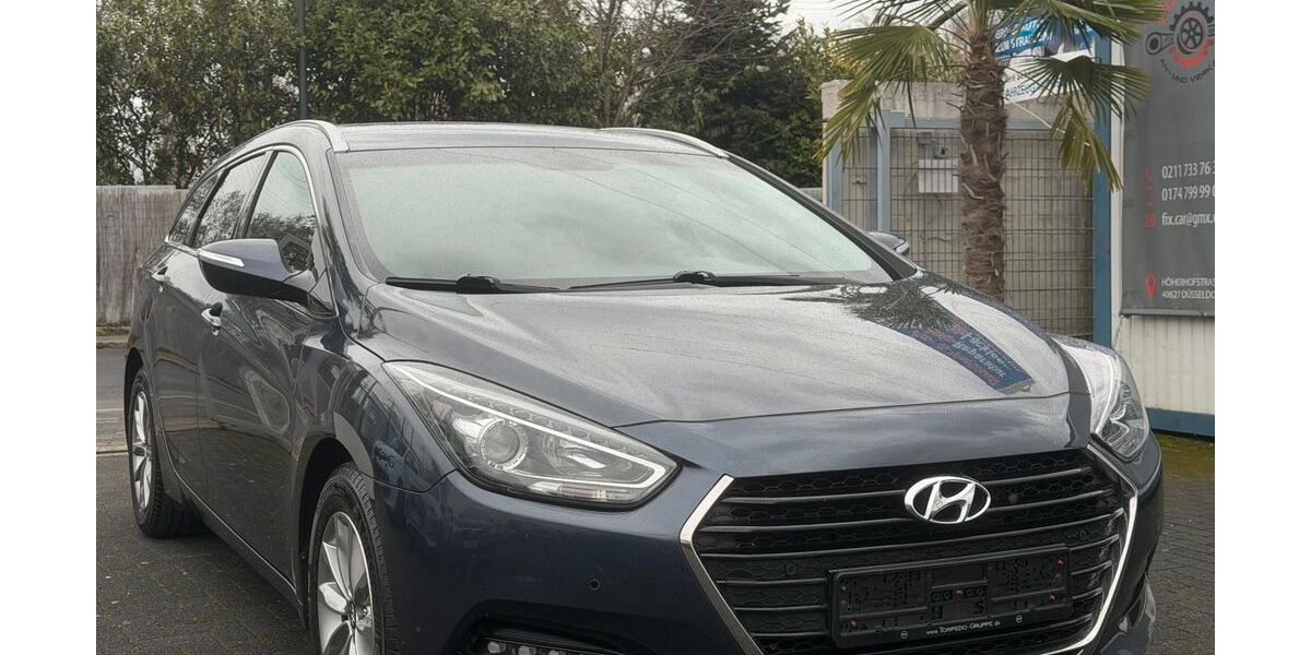 Hyundai i40 210.070 km 6.600 &euro; Düsseldorf 40627