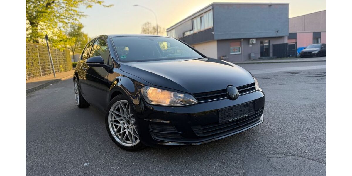 VW Golf 115.000 km 8.300 &euro; Essen 45127