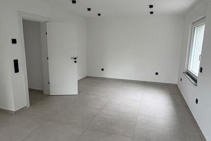 Wohnung Wermelskirchen - 3 Zimmer, 70 m&sup2;, 1.250&euro; | Angebot:26505466