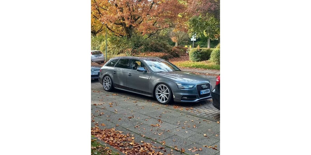 Audi A4 194.000 km 12.200 &euro; Essen 45141