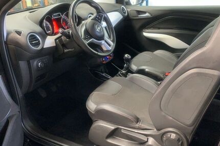 Opel Adam 111.000 km 7.800 &euro; Gelsenkirchen 45886