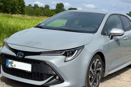 Toyota Corolla 57.310 km 22.990 &euro; Langenfeld 40764