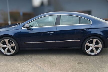 VW CC 129.833 km 11.950 &euro; Hilden 40721