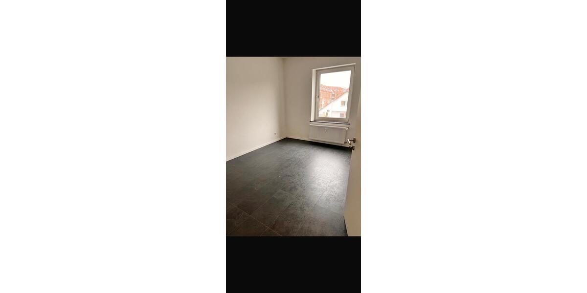 Erdgeschoßwohnung Bochum Altenbochum - 6 Zimmer, 120 m&sup2;, 2.350&euro; | Angebot:26024994
