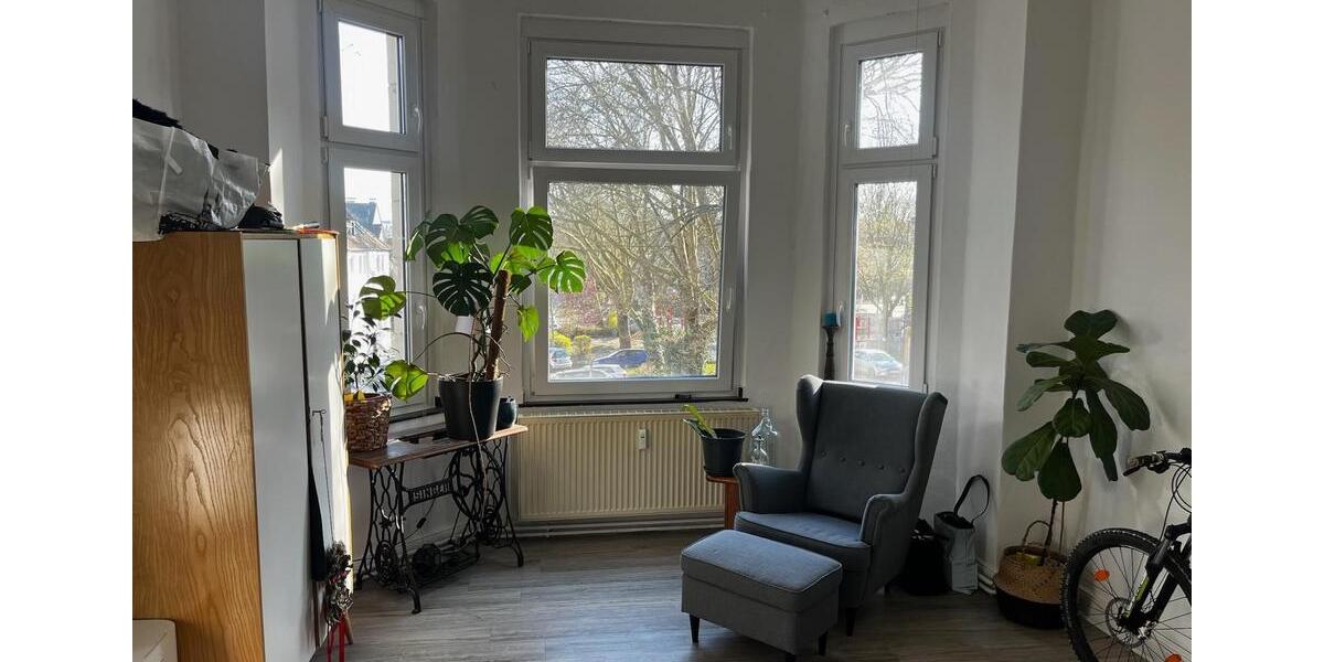 Etagenwohnung Essen Stadtbezirk II - 3 Zimmer, 75 m&sup2;, 1.092&euro; | Angebot:25995425