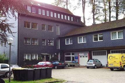 Haus Wuppertal Dornap - 40 Zimmer, 1.450 m&sup2;, 1.650.000&euro; | Angebot:19716026