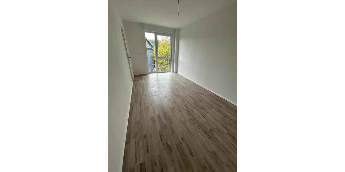Reihenhaus Ennepetal - 4 Zimmer, 190 m&sup2;, 1.720&euro; | Angebot:15612248