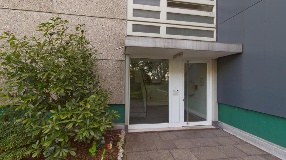 Etagenwohnung Wuppertal Gemarkung Elberfeld - 2 Zimmer, 80 m&sup2;, 800&euro; | Angebot:25978475