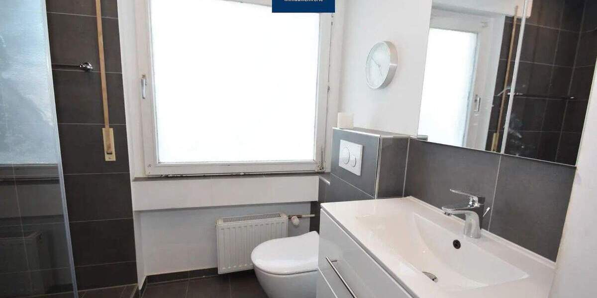 Reihenmittelhaus Langenfeld (Rheinland) Richrath - 5 Zimmer, 99 m&sup2;, 335.000&euro; | Angebot:25879141