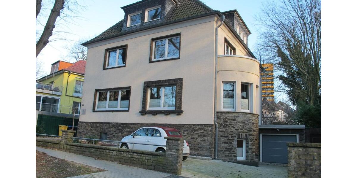 Dachgeschoßwohnung Gelsenkirchen - 3.5 Zimmer, 89 m&sup2;, 801&euro; | Angebot:25309686