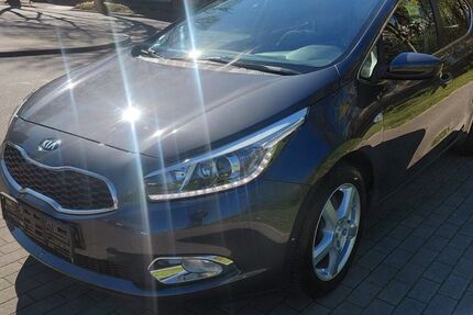 Kia Andere 129.000 km 4.999 &euro; Gelsenkirchen 45889