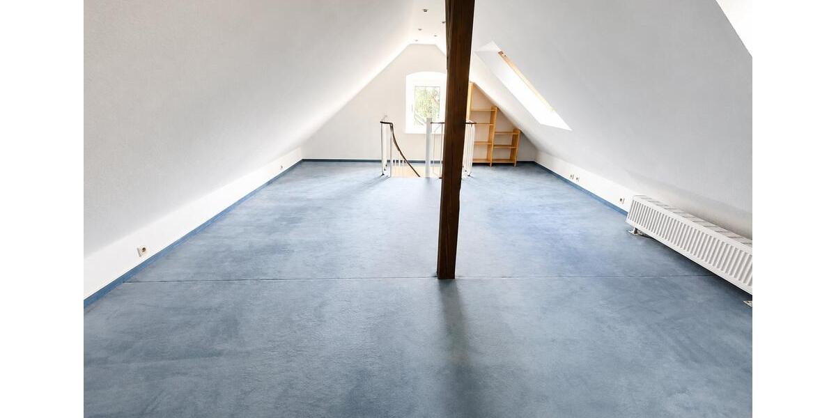 Dachgeschoßwohnung Sprockhövel - 4 Zimmer, 95 m&sup2;, 248.000&euro; | Angebot:27295646