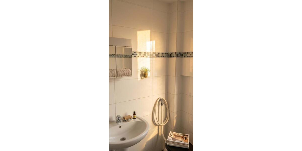 Etagenwohnung Gelsenkirchen Ückendorf - 4 Zimmer, 75 m&sup2;, 562&euro; | Angebot:25782969