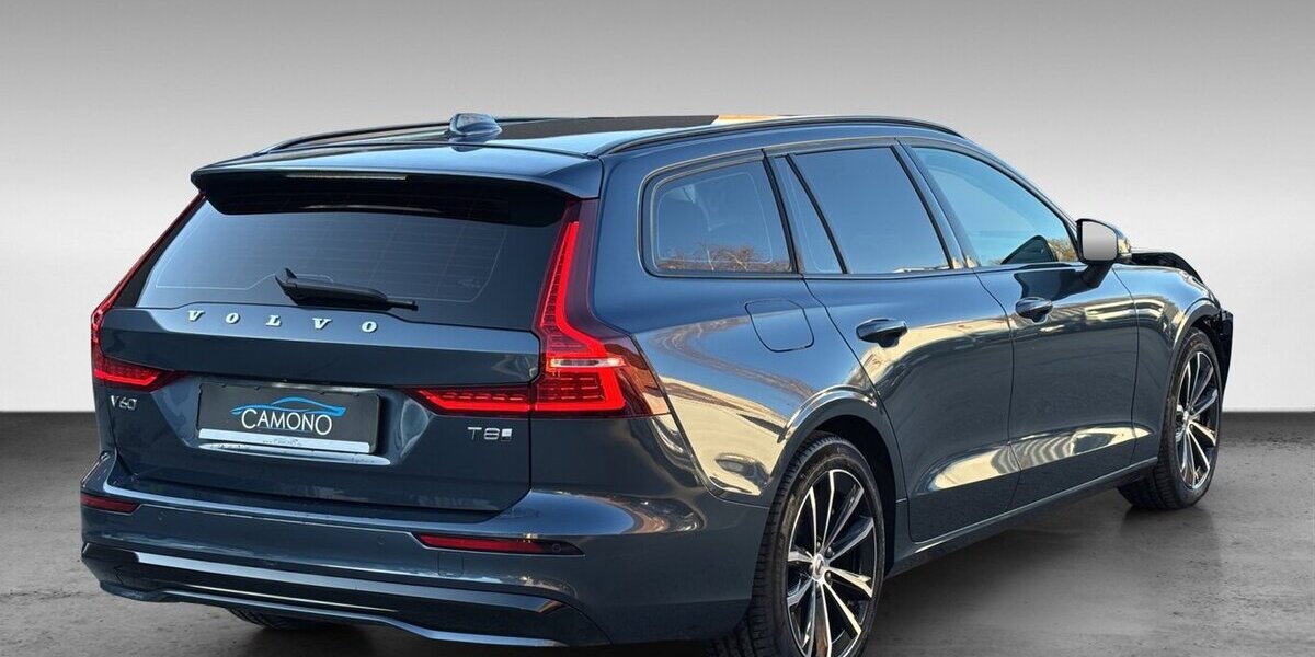 Volvo V60 T8 Plus Dark Hybrid AWD Leder LED AHK 12.629 km 29.400 &euro; Wuppertal 42327