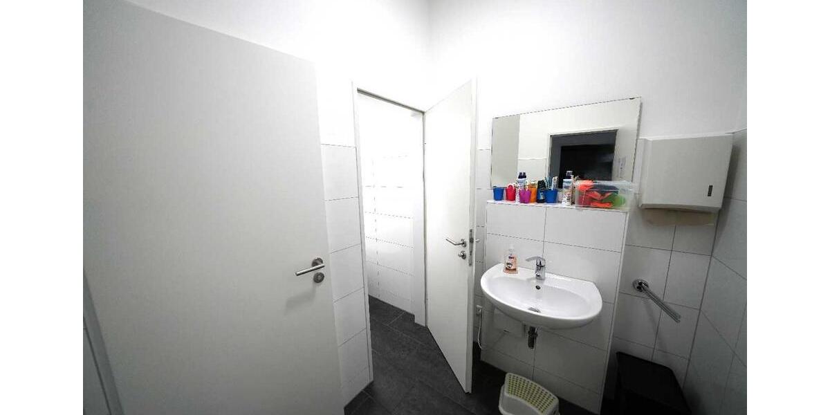 Gewerbeobjekt Ratingen Lintorf - 1.696&euro; | Angebot:20607088