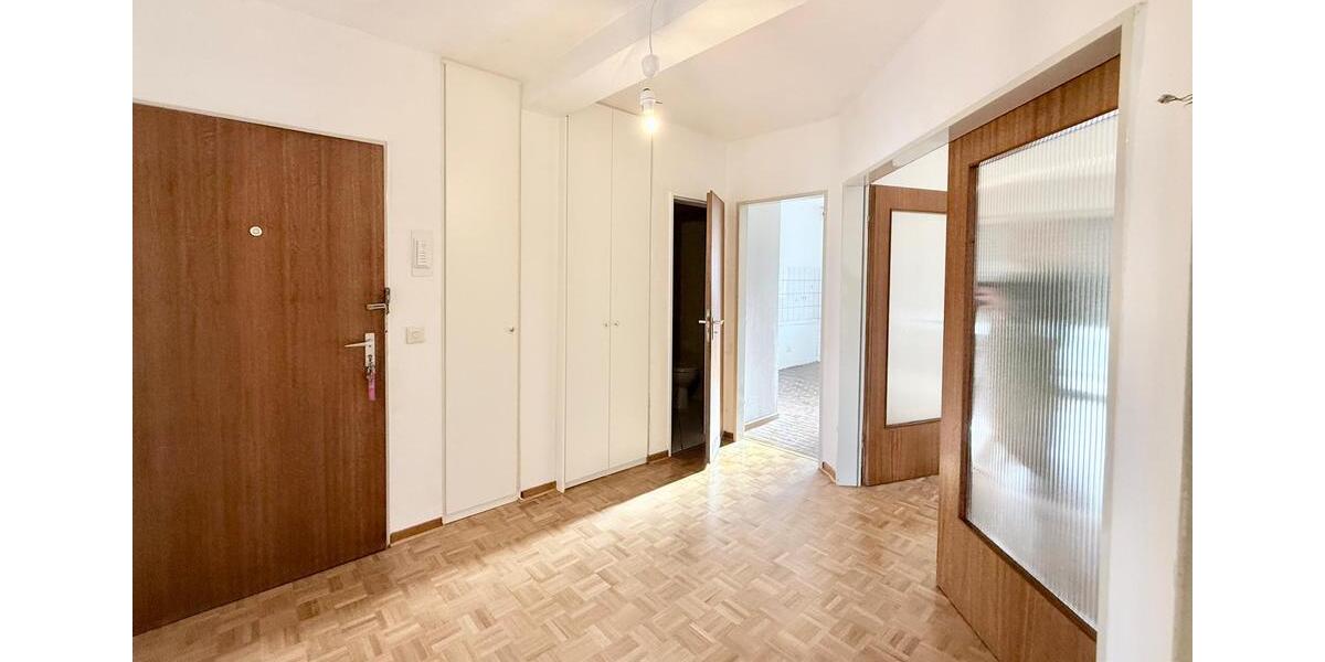 Erdgeschoßwohnung Düsseldorf Stadtbezirk 6 - 3 Zimmer, 93 m&sup2;, 1.200&euro; | Angebot:23762122