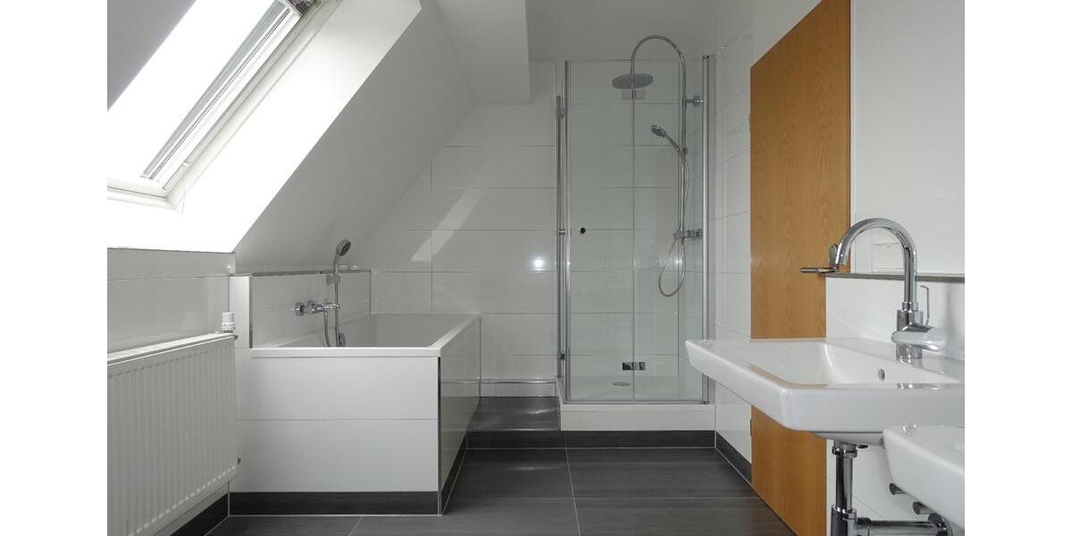 Maisonettenwohnung Haan - 3 Zimmer, 141 m&sup2;, 1.250&euro; | Angebot:25655195