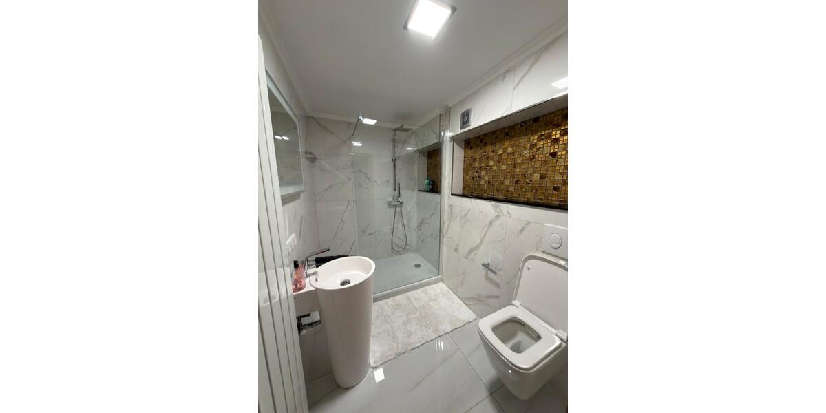 Villa Essen Stadtbezirk IX - 6 Zimmer, 307 m&sup2;, 400&euro; | Angebot:25926286