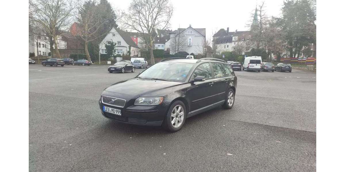 Volvo V50 210.000 km 4.500 &euro; Solingen 42719