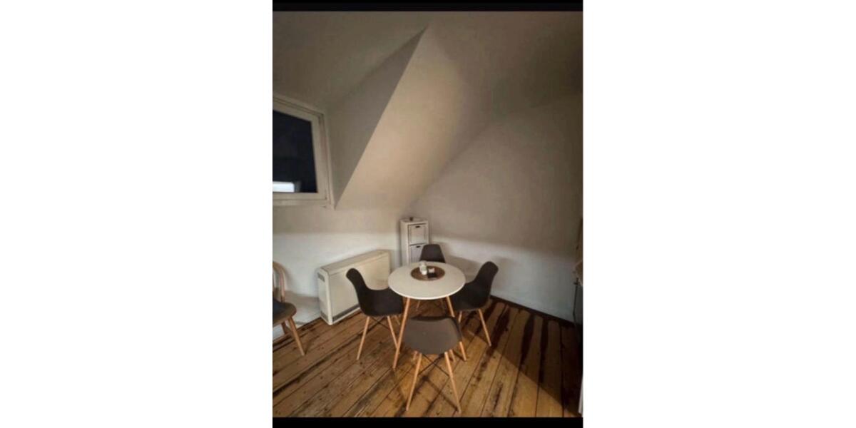 Etagenwohnung Düsseldorf Oberbilk - 3 Zimmer, 20 m&sup2;, 530&euro; | Angebot:26586366