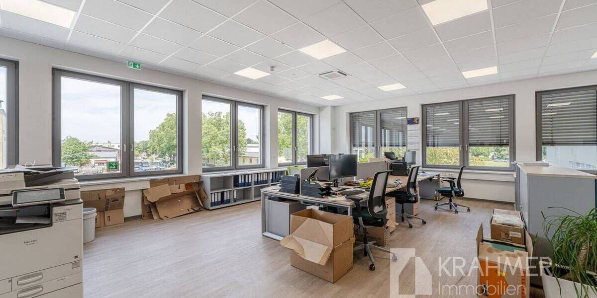 Gewerbeobjekt Ratingen / Tiefenbroich Tiefenbroich - 10.726&euro; | Angebot:25684255