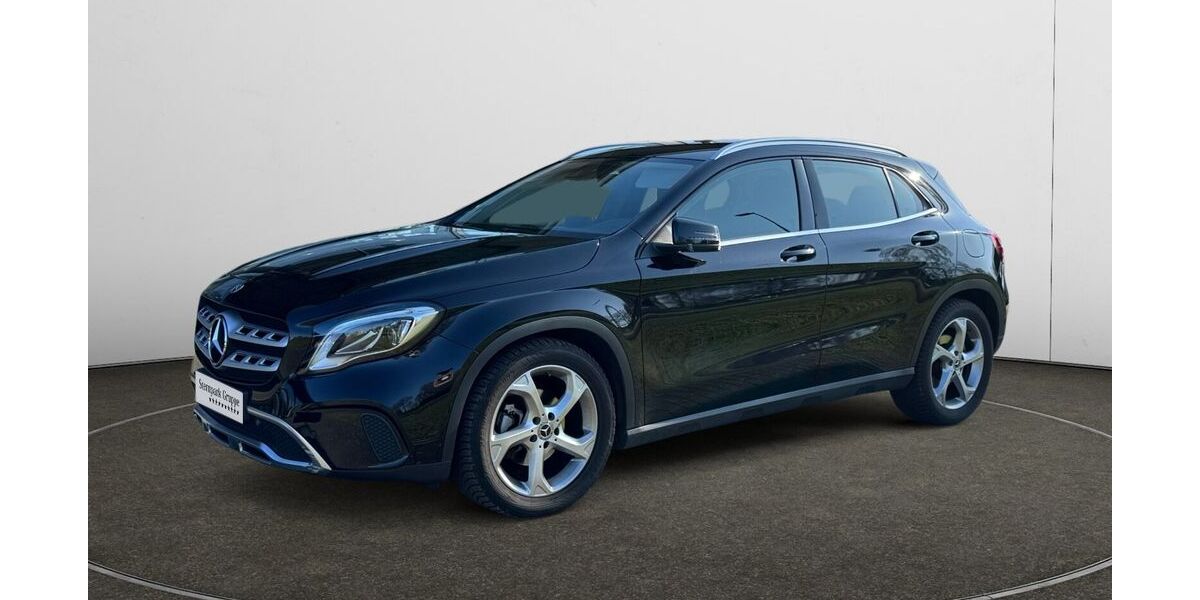 Mercedes-Benz GLA 180 40.352 km 24.840 &euro; Langenfeld 40764