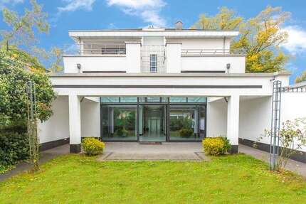 Haus Düsseldorf Stadtbezirk 6 - 13 Zimmer, 698 m&sup2;, 2.875.000&euro; | Angebot:25625502