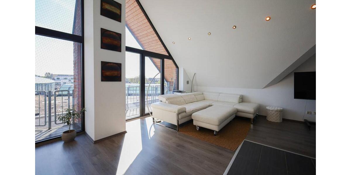 Dachgeschoßwohnung Langenfeld (Rheinland) - 3 Zimmer, 78 m&sup2;, 1.107&euro; | Angebot:26580226