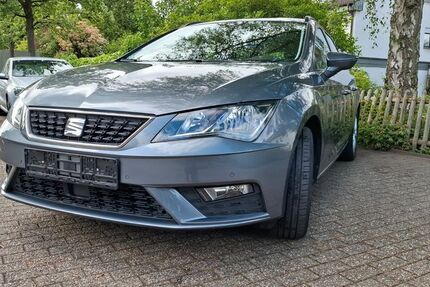 Seat Leon 74.000 km 11.200 &euro; Solingen 42699