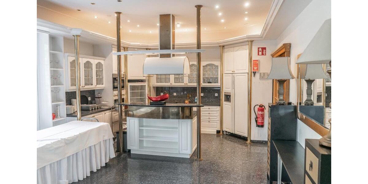 Erdgeschoßwohnung Wetter (Ruhr) - 6 Zimmer, 350 m&sup2;, 3.500&euro; | Angebot:26563501