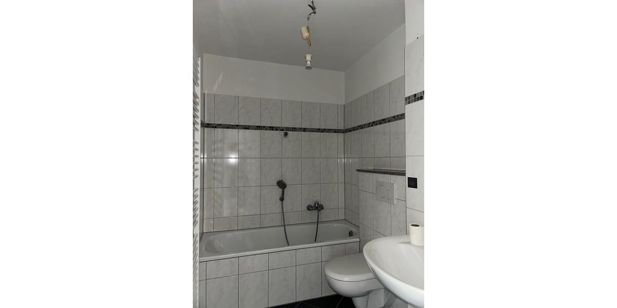 Etagenwohnung Remscheid Lüttringhausen - 1 Zimmer, 39 m&sup2;, 279&euro; | Angebot:25230746