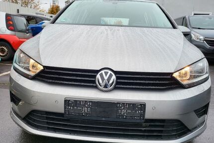 VW Golf 53.216 km 9.990 &euro; Düsseldorf 40597